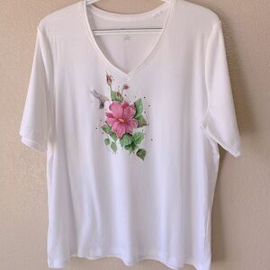 Chicos True Colors Hummingbird Floral Print Cottagecore Vee Neck Tee Size XL